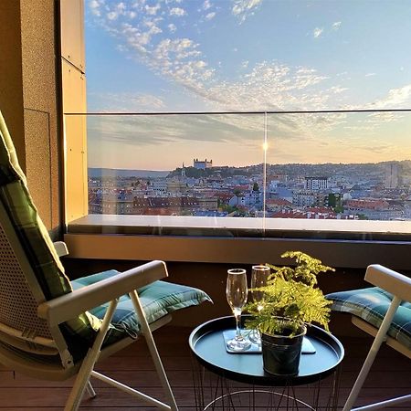 Cozy 2 Rooms Flat - Castle View Bratislava Exterior photo